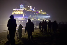 Emsüberführung der Anthem of the Seas