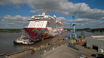 Genting Dream hat die Werft verlassen